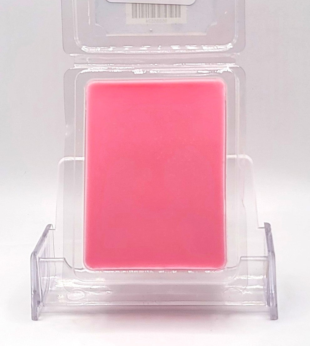 Sweet and nostalgic cotton candy-scented wax melt for home ambiance